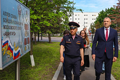 В столичном главке Росгвардии прошла встреча с ведущим Евгением Попо-вым