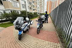 В Новой Москве полицейские привлекли в ответственности мужчину, передавшего управление питбайком 9-летнему сыну