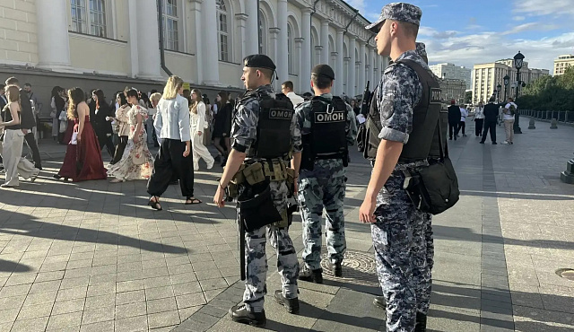 В Москве безопасность выпускных вечеров обеспечена при содействии Росгвардии