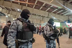 Столичные росгвардейцы обеспечили безопасность проведения хоккейного матча 